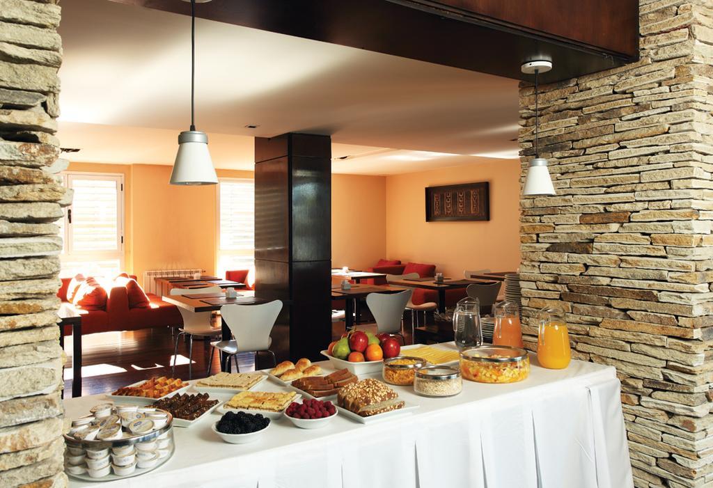 Dazzler Bariloche Hotel Bagian luar foto
